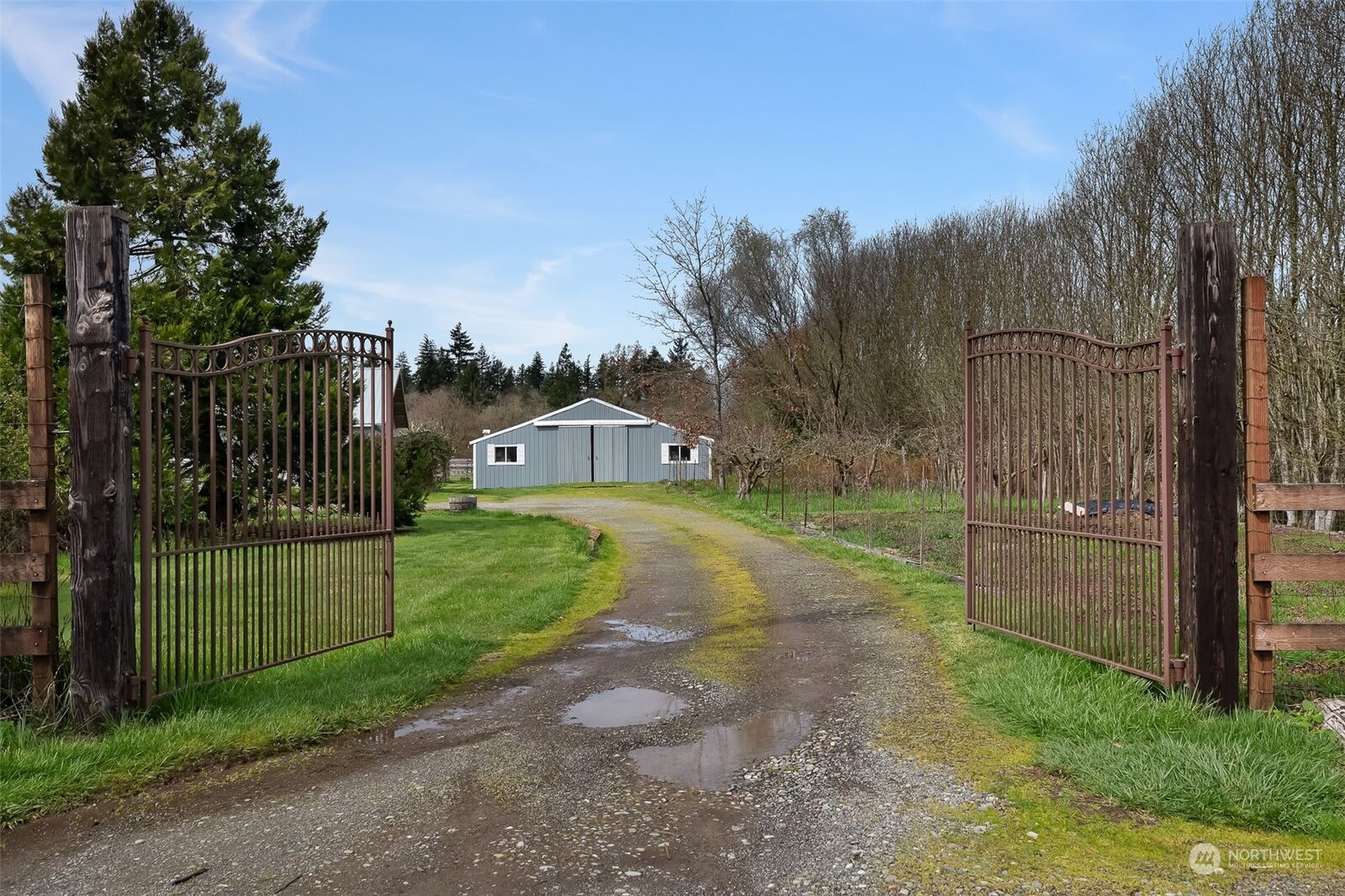 Property Photo: 517 N 17th Street WA 98541