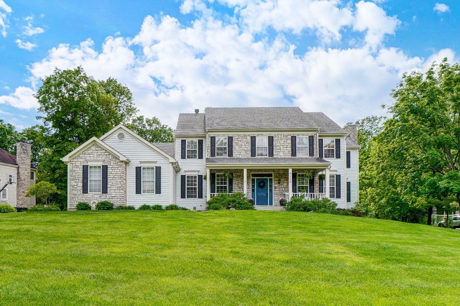 Property Photo: 2115 Harcourt Estates Dr OH 45244