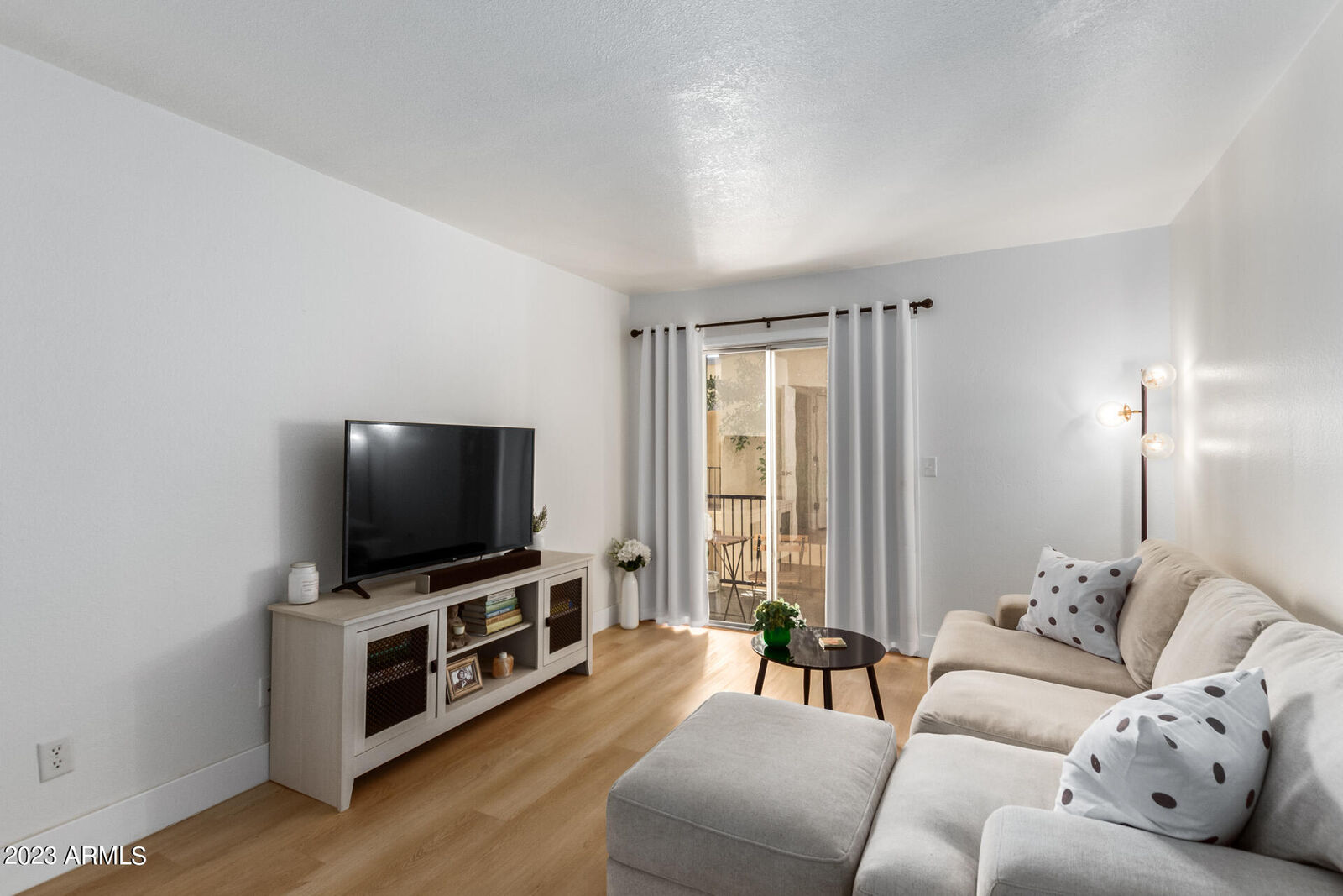 Property Photo:  740 W Elm Street 245  AZ 85013 
