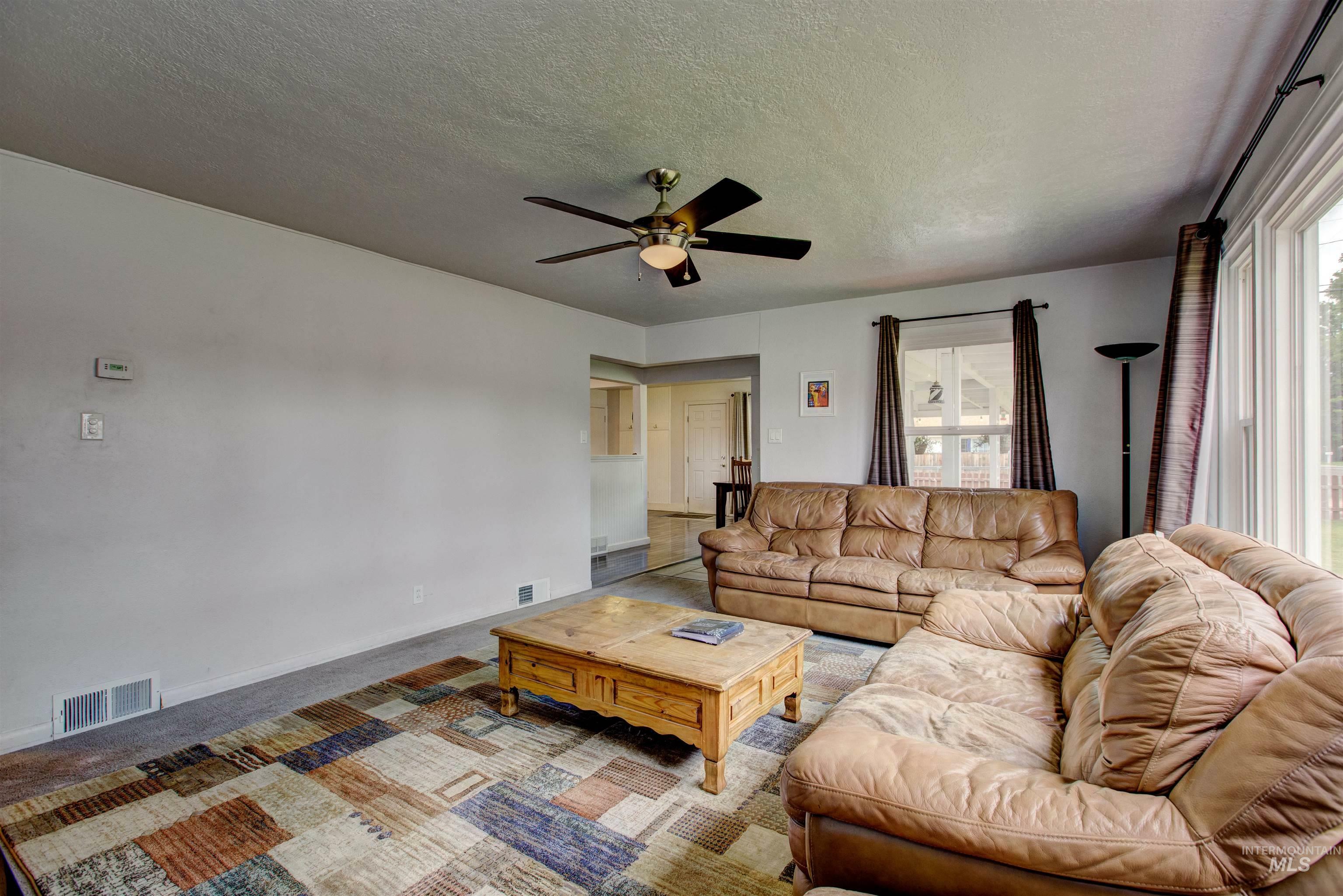 Property Photo: 2016 S Kimball Ave ID 83605