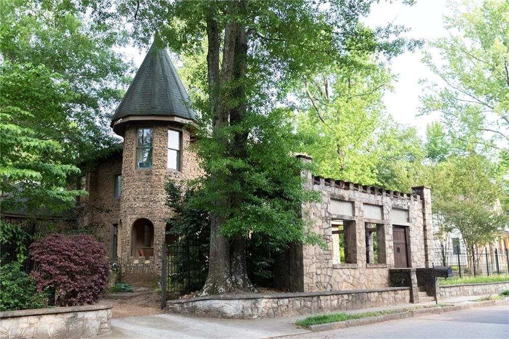 Property Photo:  138 Fayetteville Road  GA 30030 