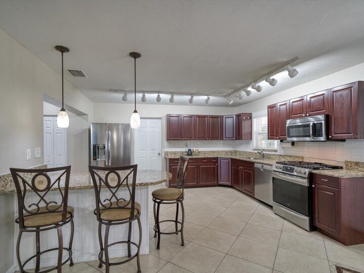 Property Photo: 7691 10th Street N FL 33702