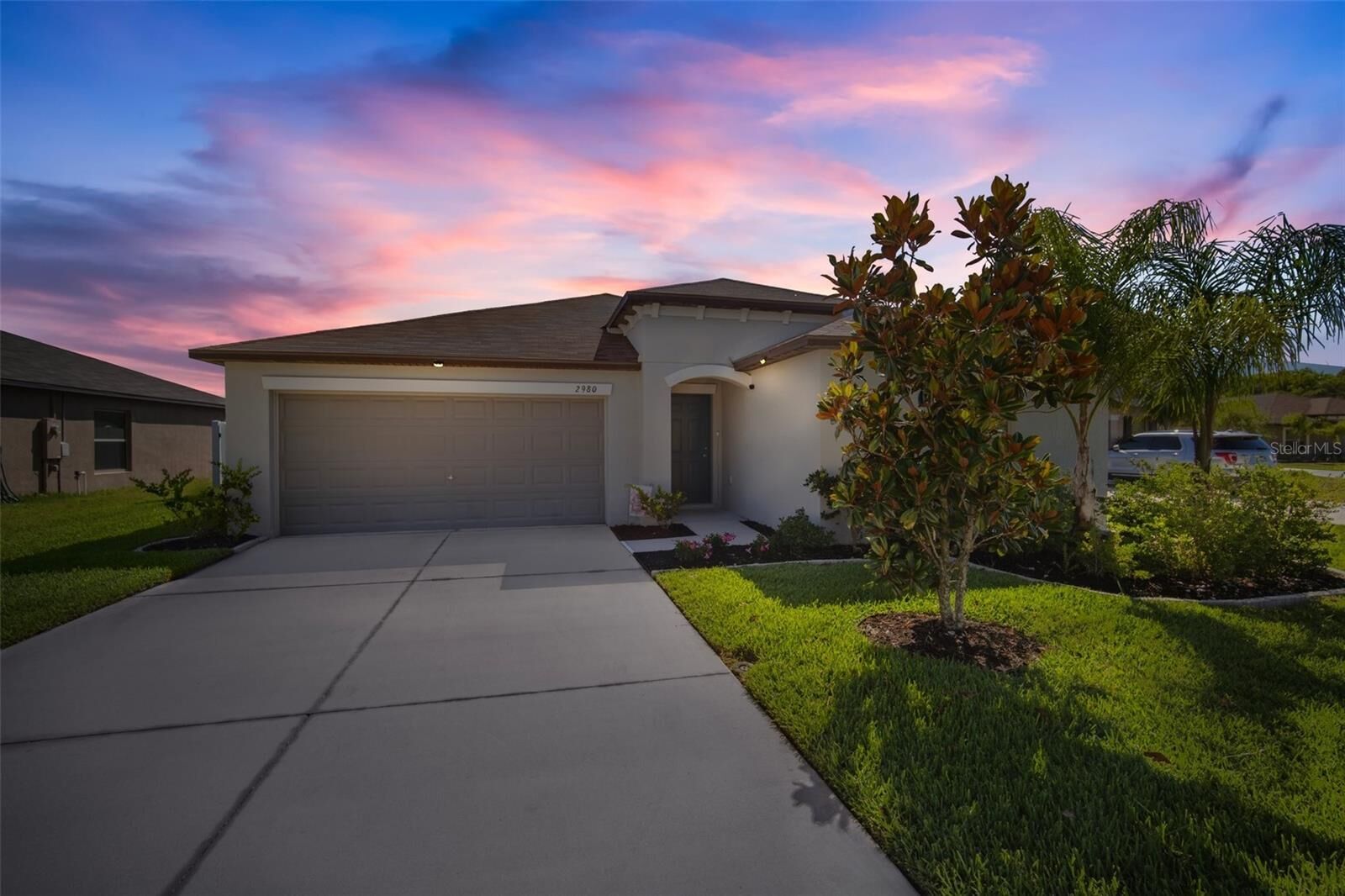 Property Photo: 2980 Moulden Hollow Drive FL 33540