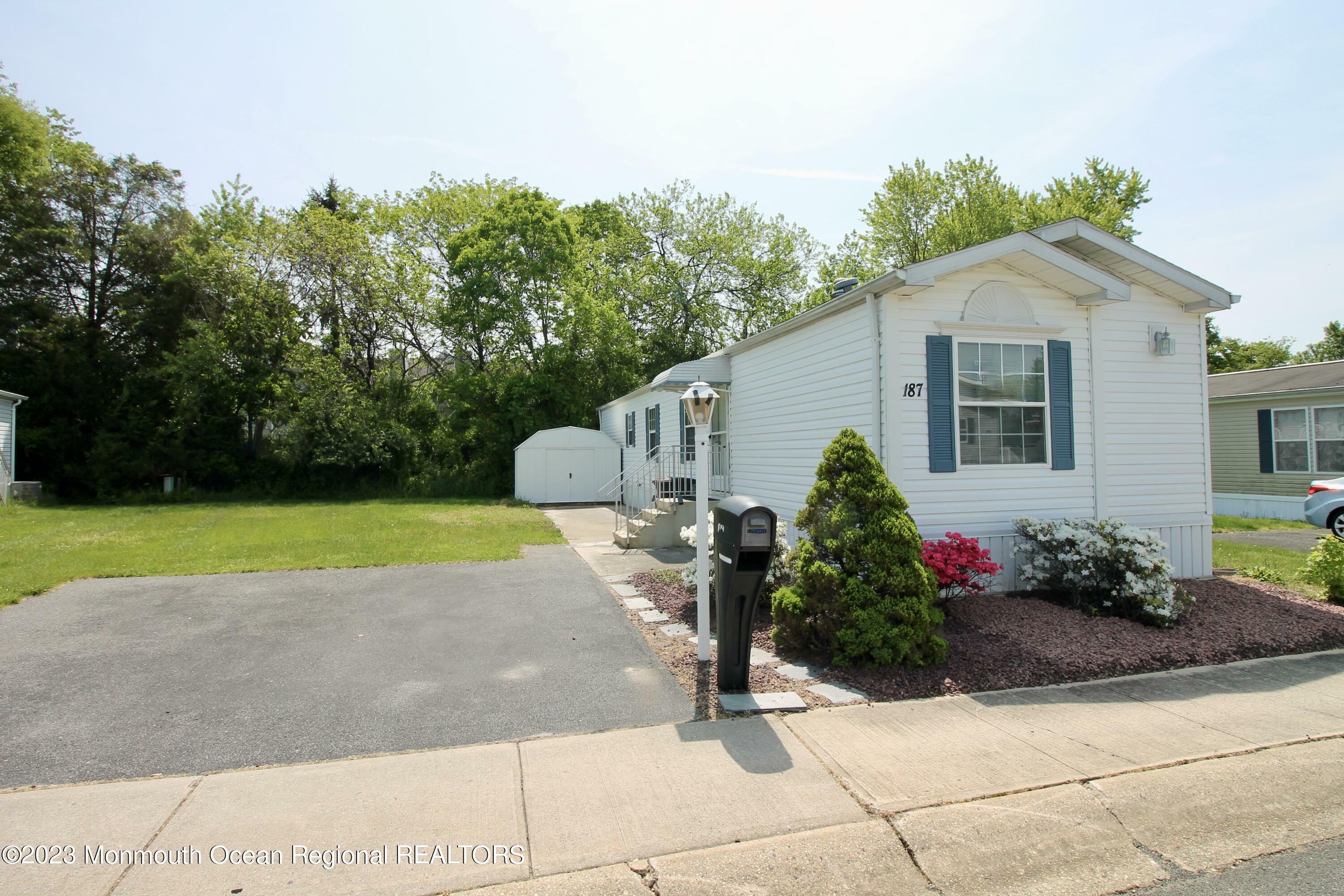 Property Photo:  187 Farm Road  NJ 07728 