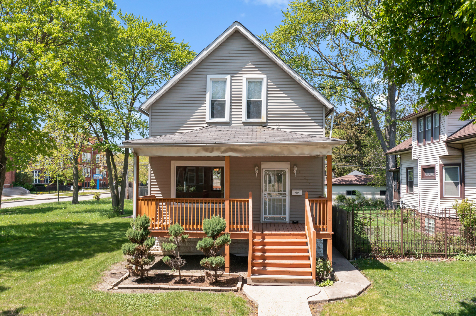 Property Photo:  11224 S Hermosa Avenue  IL 60643 