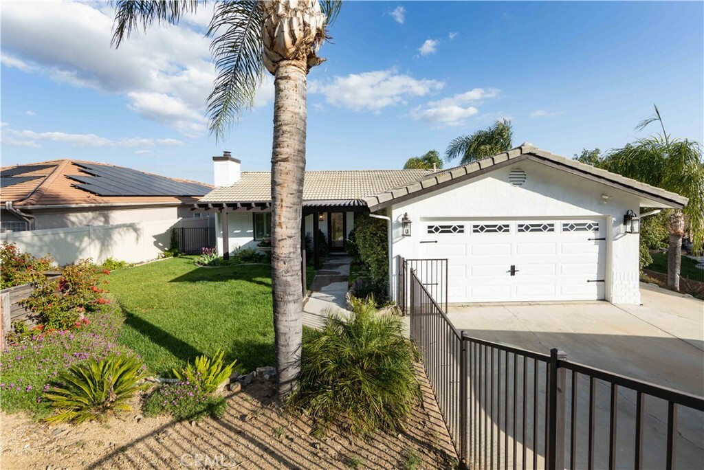 Property Photo:  23296 Clipper Court  CA 92587 