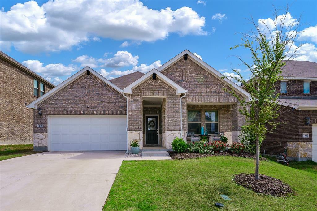 Property Photo:  240 Sunshine Lane  TX 75166 