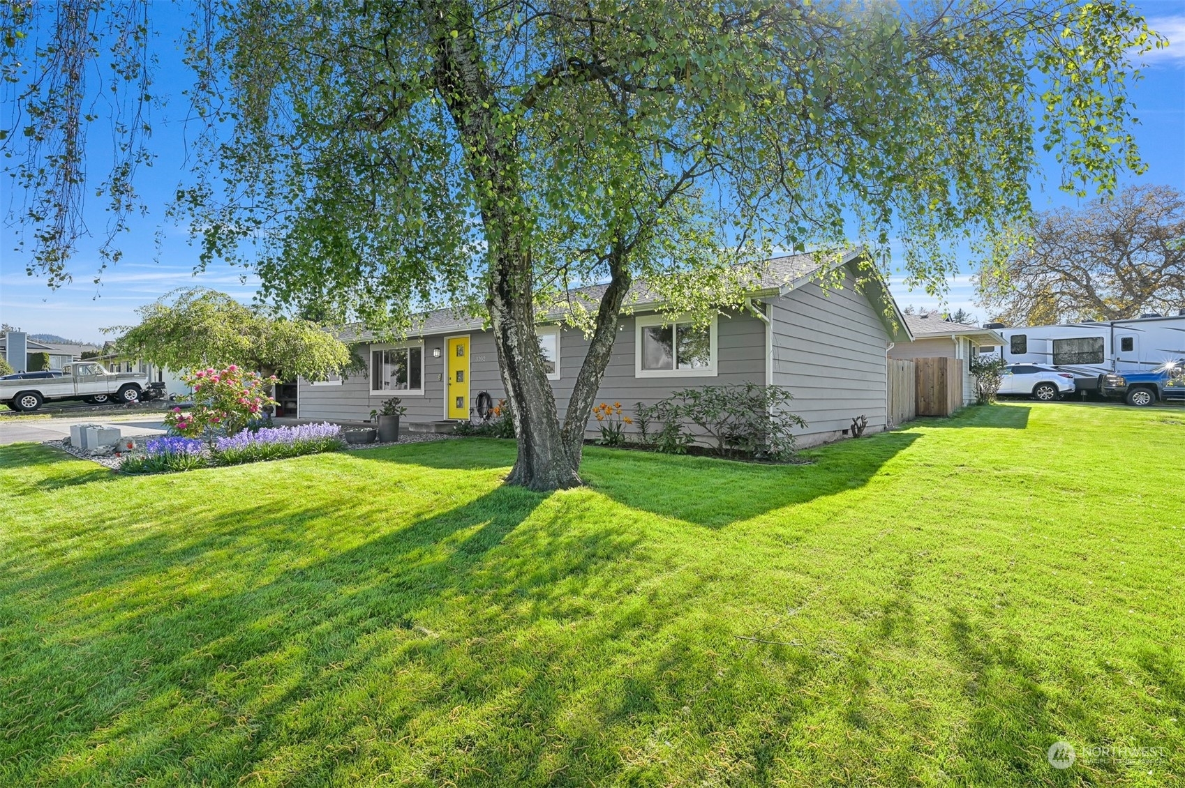 Property Photo:  3202 L Avenue  WA 98221 