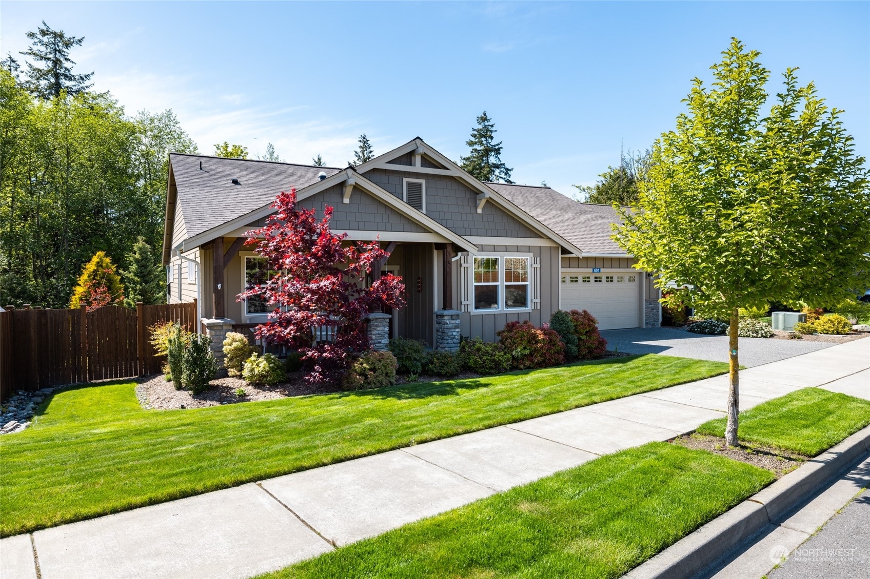 Property Photo:  601 Timberland Loop  WA 98273 