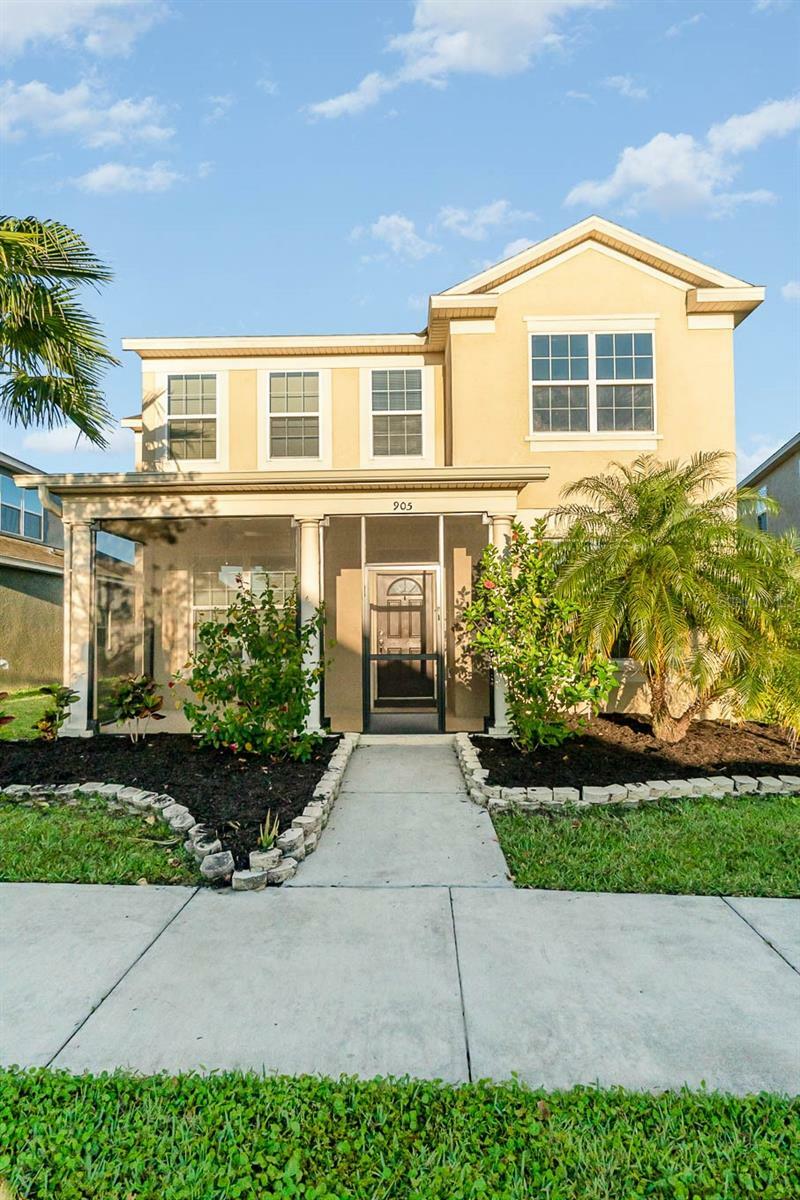 Property Photo:  905 Egrets Landing Way  FL 34736 