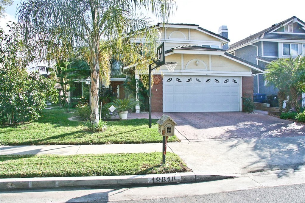Property Photo: 19818 Hatton Street CA 91306