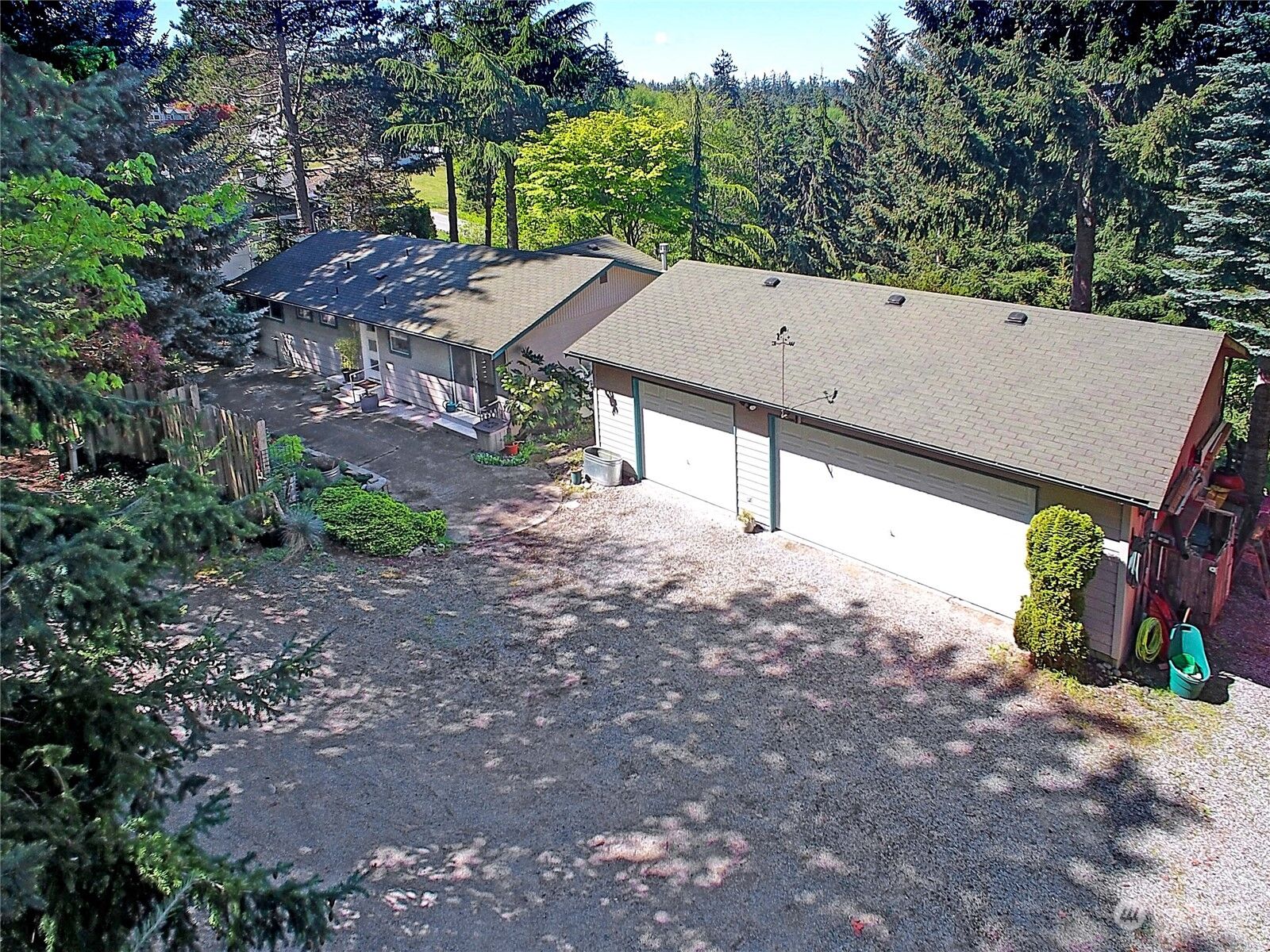 Property Photo:  991  Camrose Court  WA 98282 