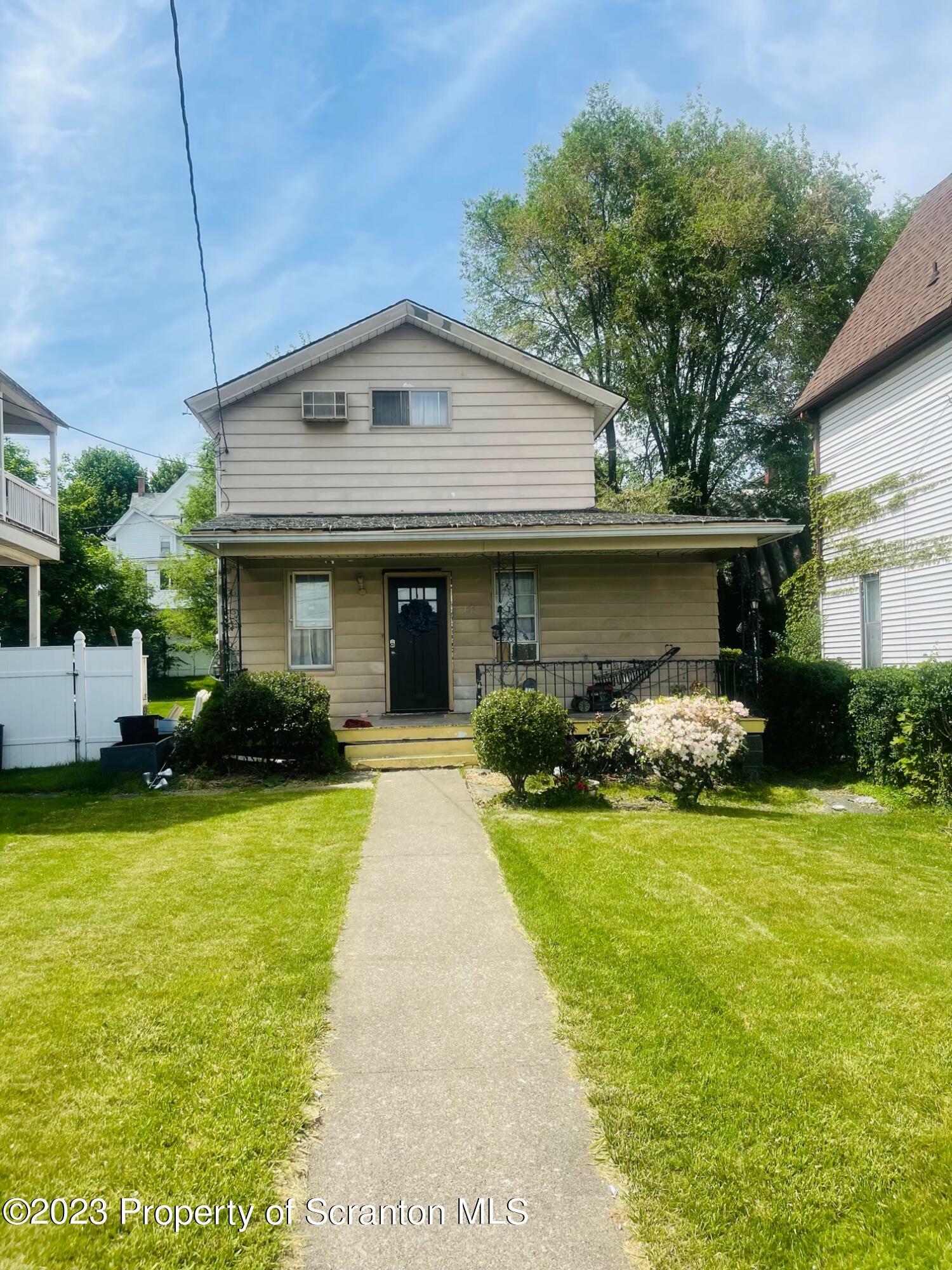 Property Photo:  122 10th Avenue  PA 18504 