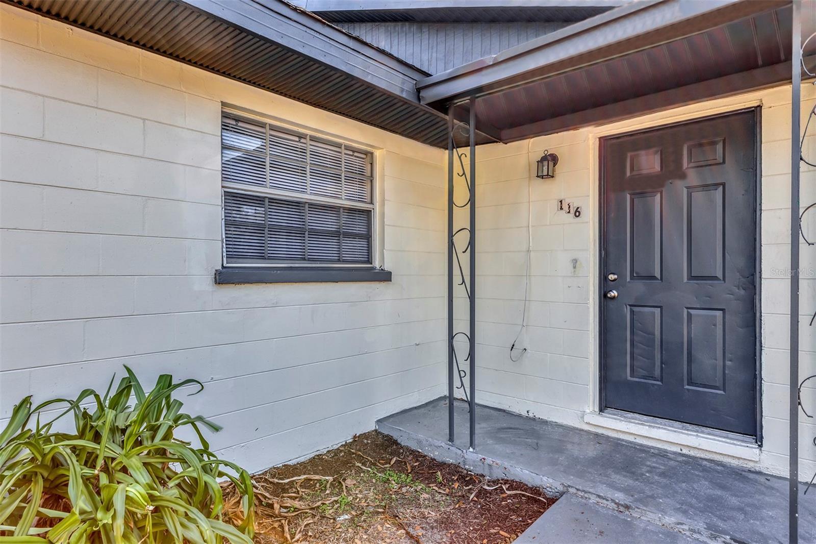 Property Photo:  116 Avenue B SE  FL 33880 
