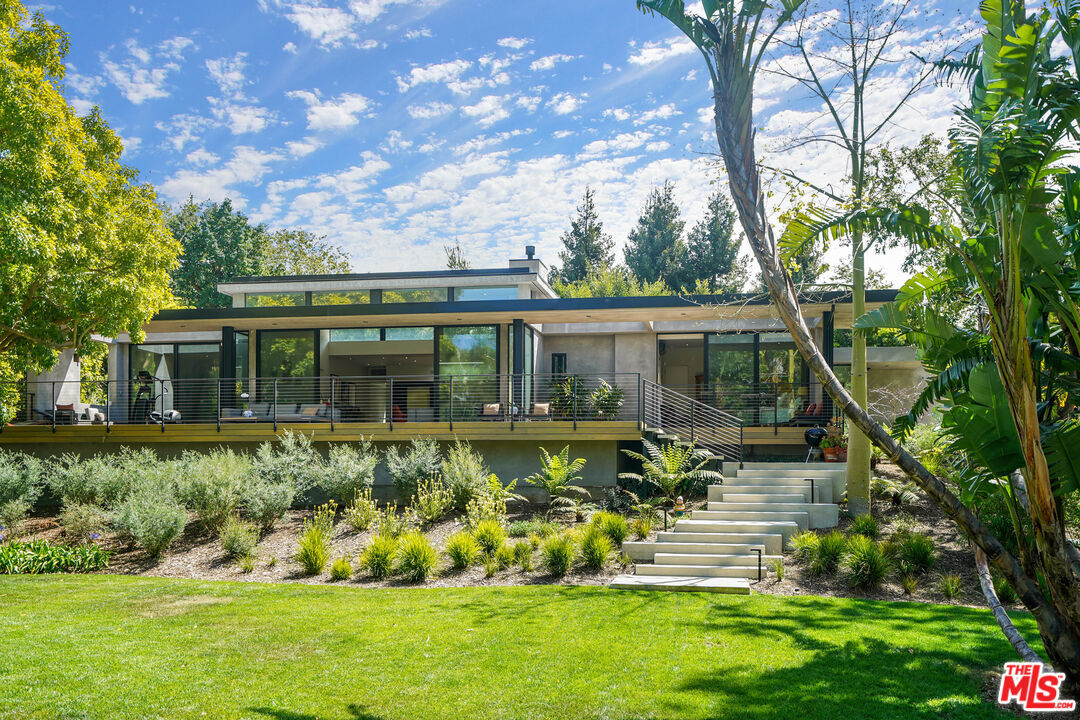 Property Photo:  6254   Busch Dr  CA 90265 