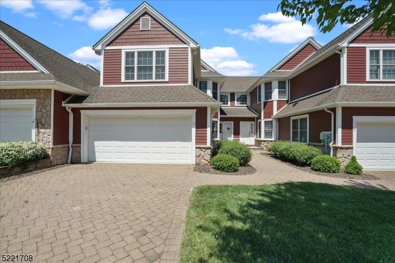 Property Photo: 3 Rockhall Ct NJ 07419
