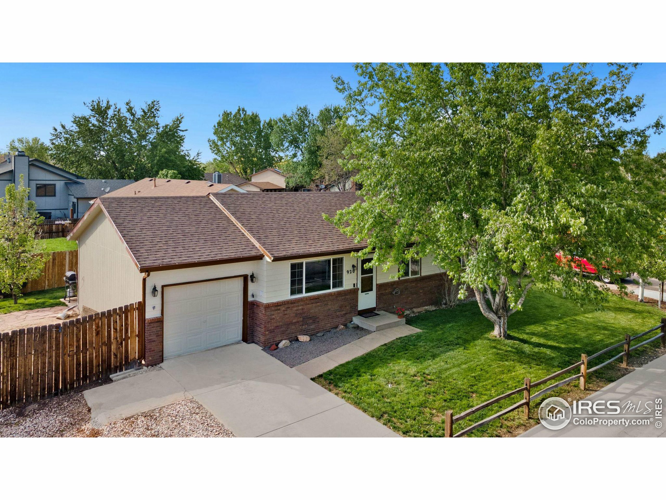 Property Photo: 920 Nantucket St CO 80550