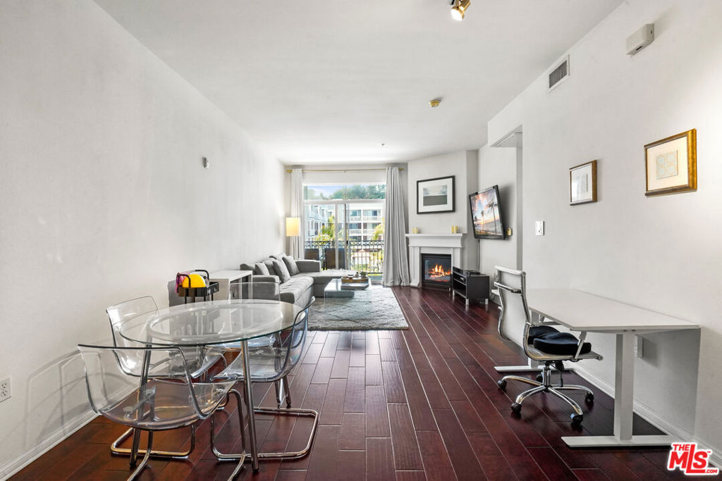 Property Photo: 3750 Santa Rosalia Drive 506 CA 90008