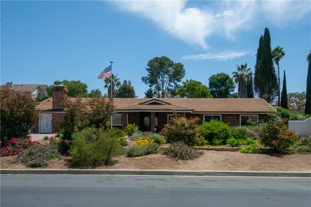 Property Photo:  16273 Rancho Escondido Drive  CA 92506 