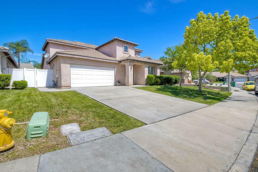 Property Photo: 41145 Marseille Court CA 92562