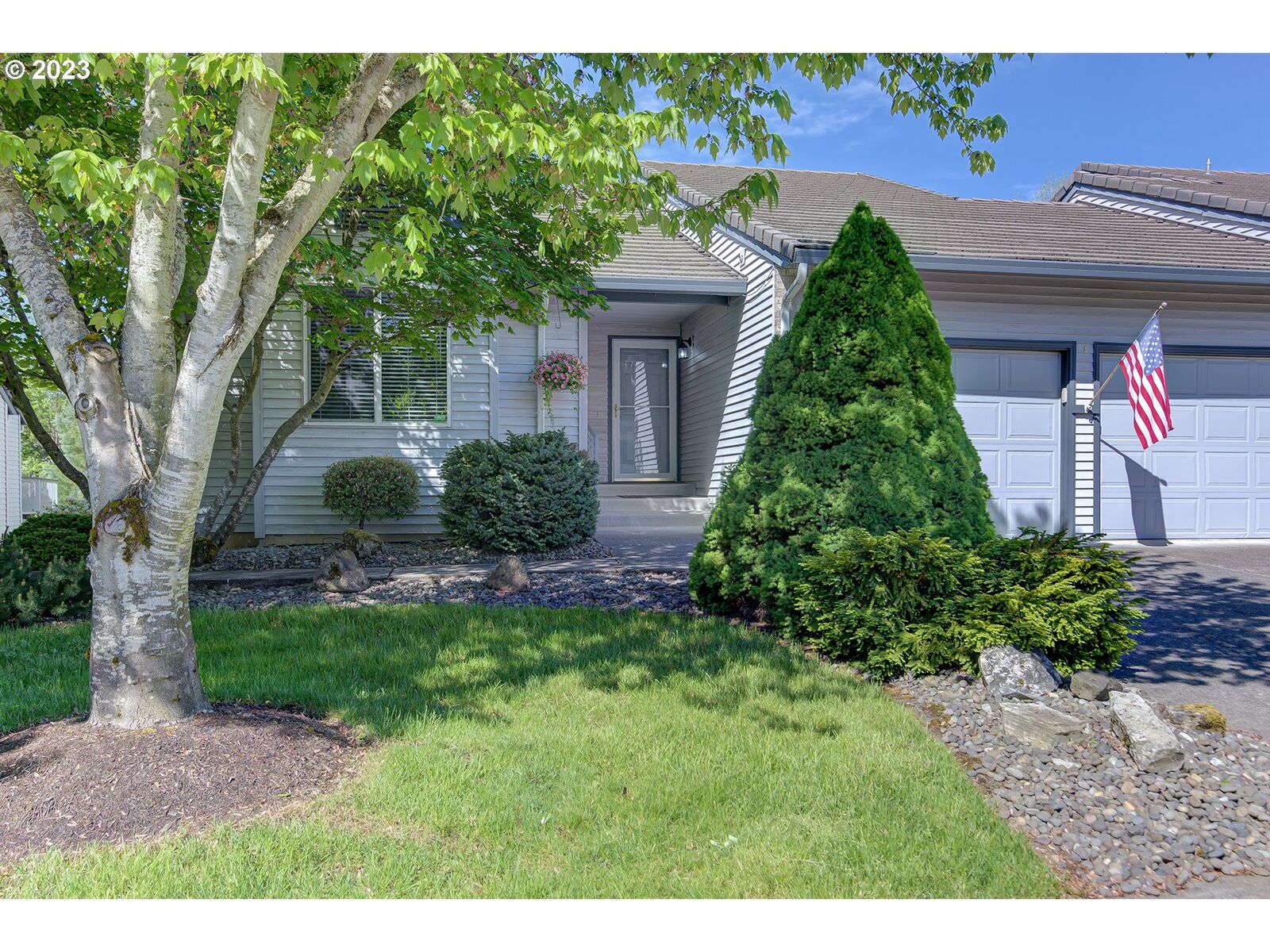 Property Photo:  2217 NE 179th St B4  WA 98642 