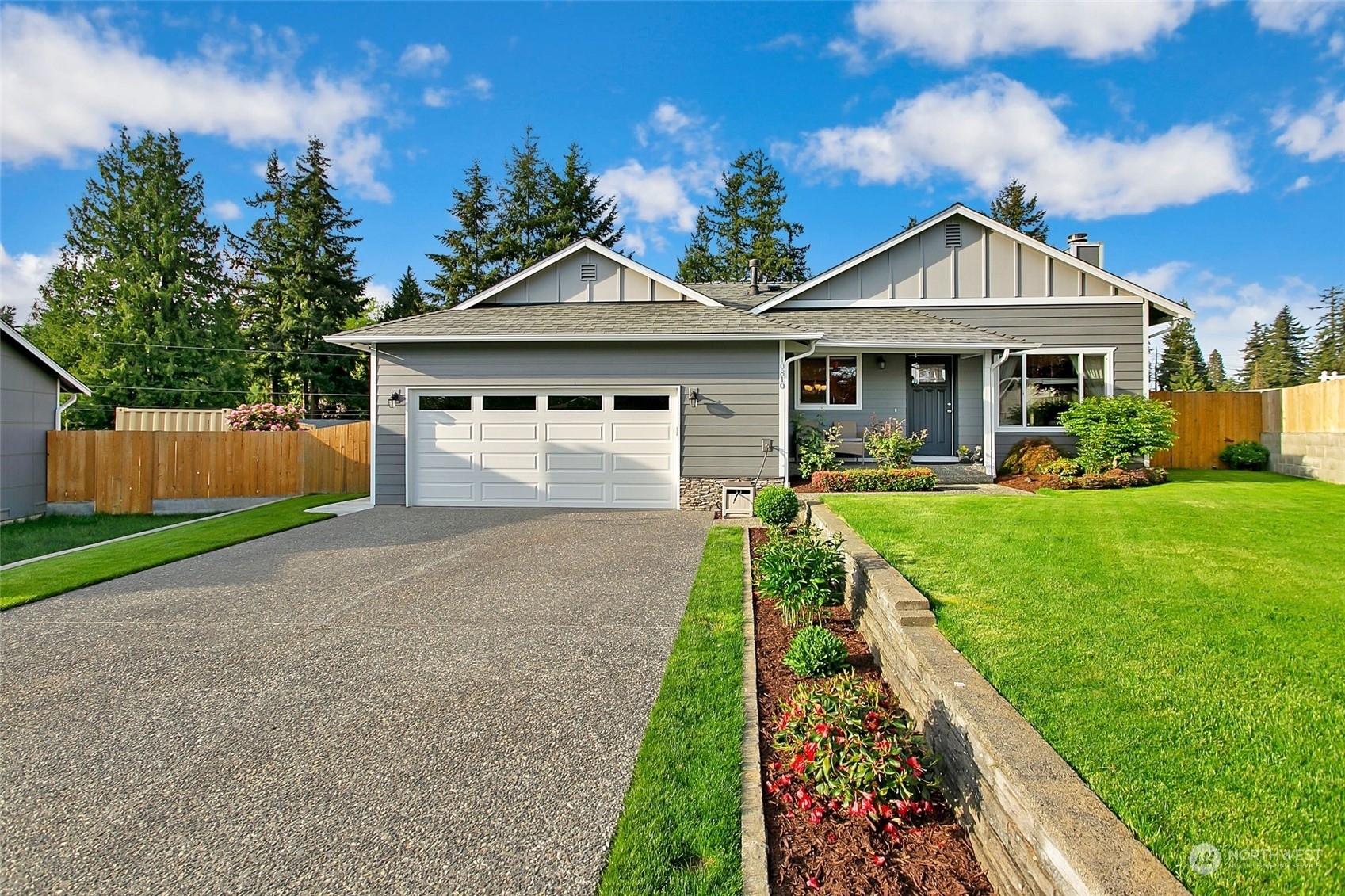 Property Photo: 10810 17th Place W WA 98204