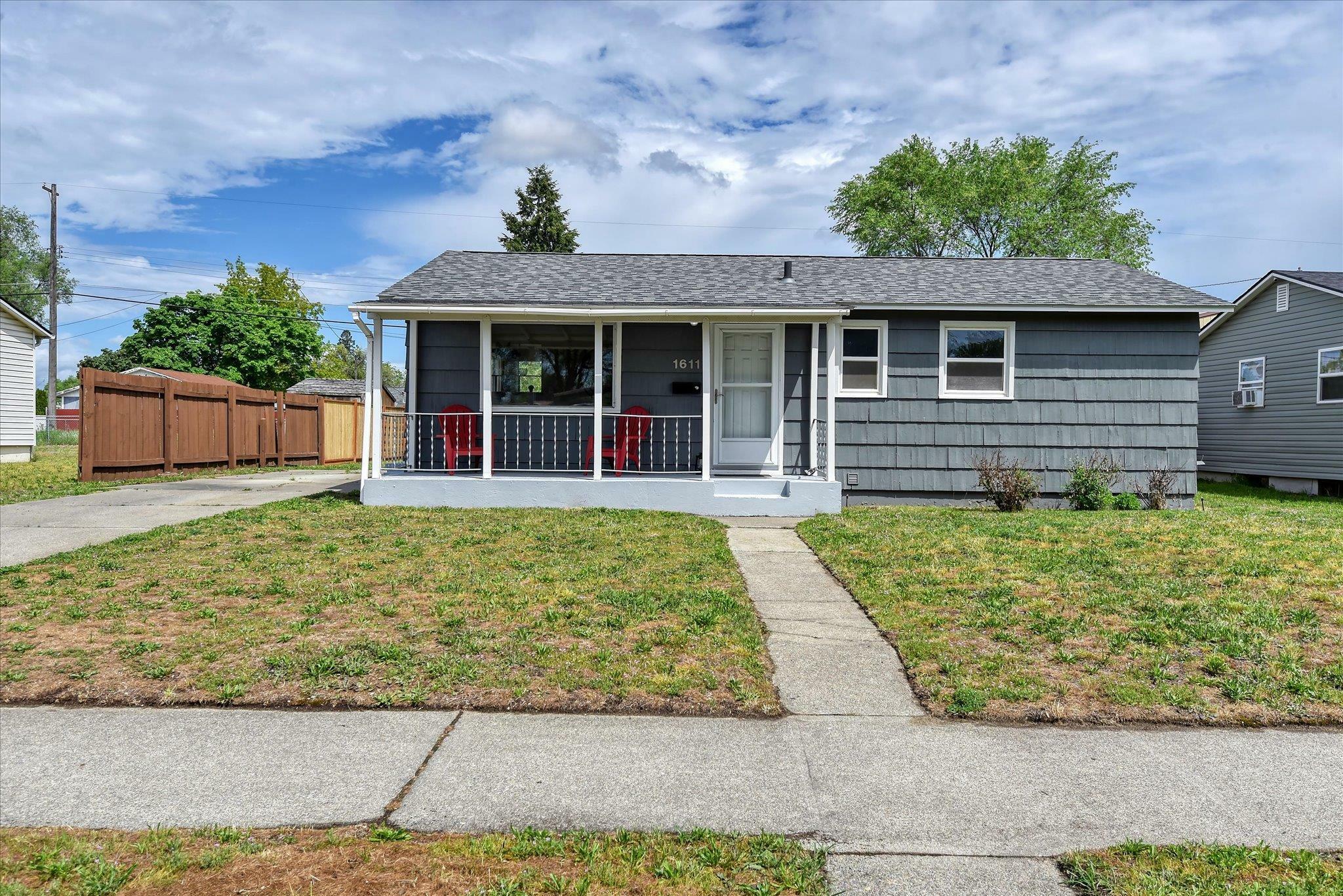 Property Photo:  1611 E Dalke Ave  WA 99208 