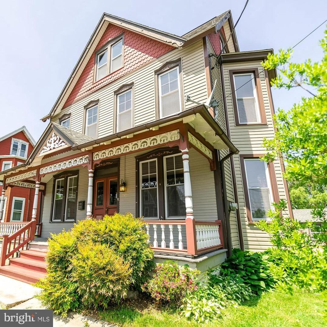 Property Photo:  324 W State Street  PA 19526 