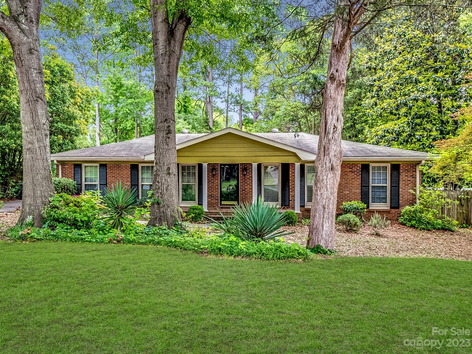 Property Photo:  7320 Quail Ridge Drive  NC 28226 