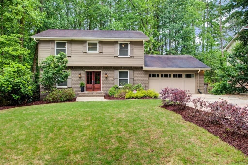 Property Photo:  4910 Leeds Court  GA 30338 