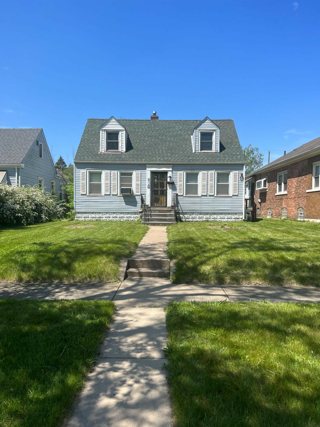 Property Photo: 814 Garfield Street IN 46404