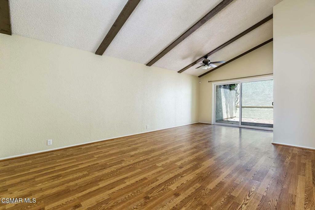 Property Photo:  5561 Stanford Street  CA 93003 