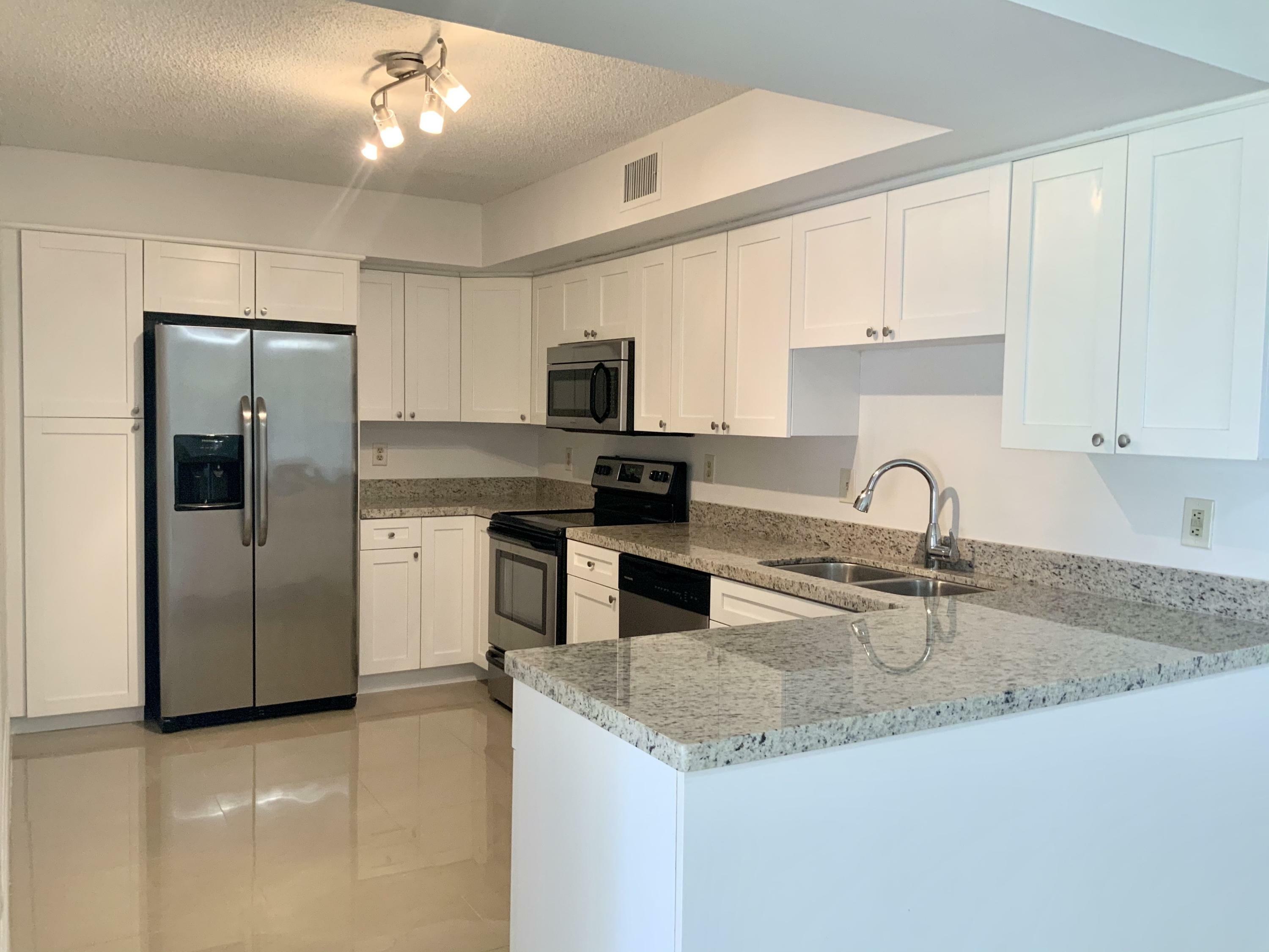 Property Photo: 3190 Leewood Terrace L102 FL 33431