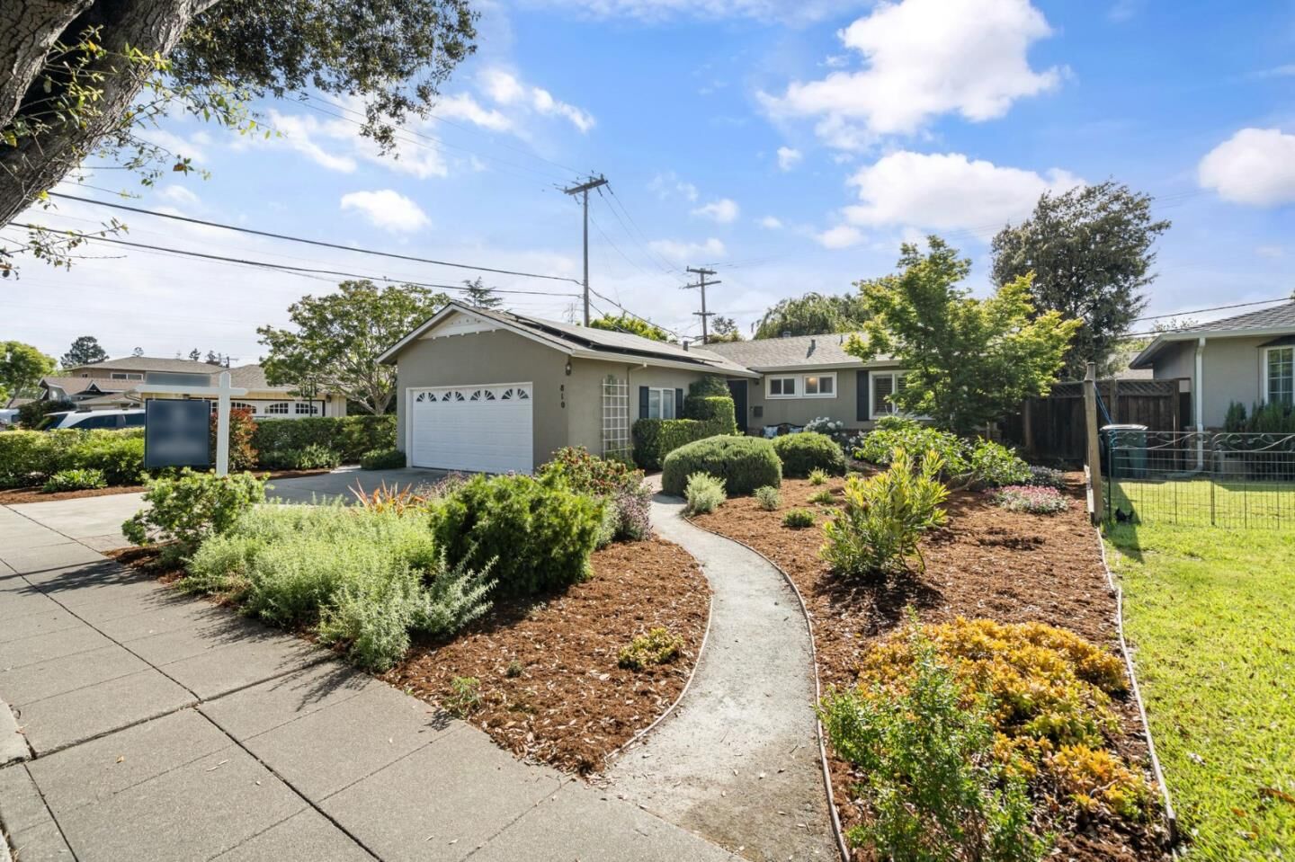 Property Photo:  810 Peach Avenue  CA 94087 