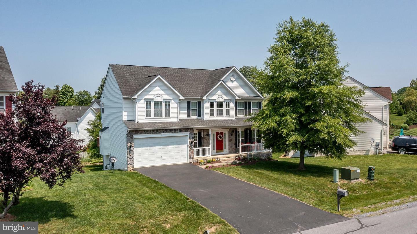 Property Photo: 247 Backing Circle WV 25405