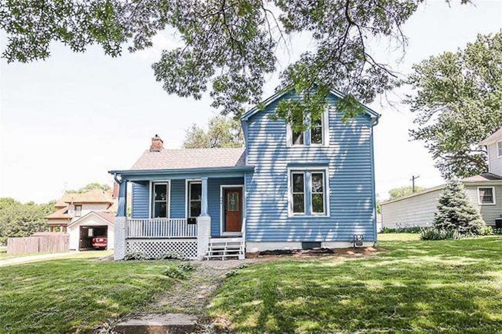 Property Photo:  909 S Broadway Street  KS 66048 