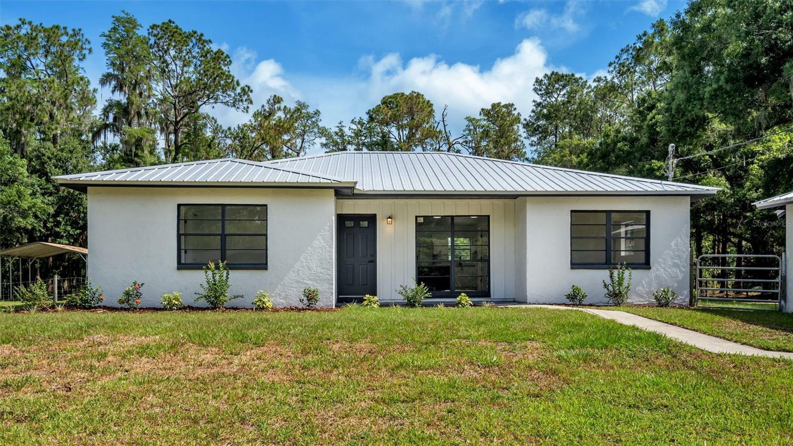 Property Photo:  131 Fulton Green Road  FL 33809 