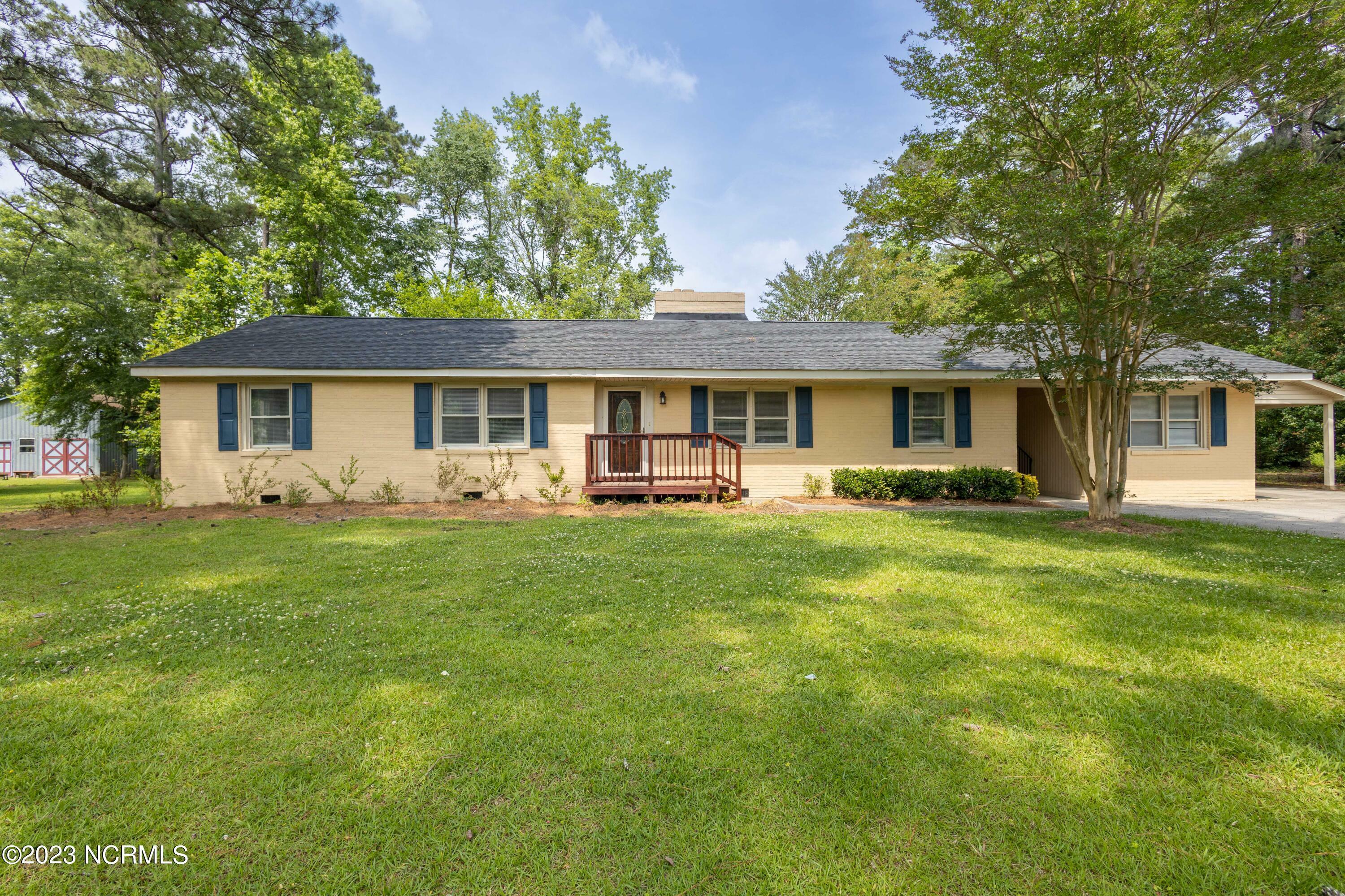 Property Photo: 2271 Holly Springs Church Road NC 27892