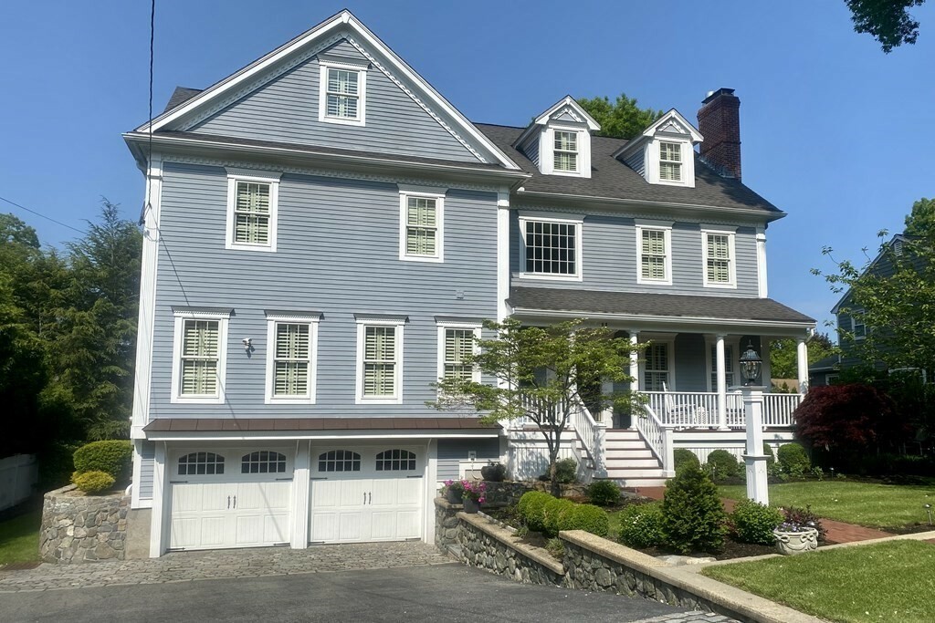 Property Photo:  11 Wickham Rd  MA 01890 