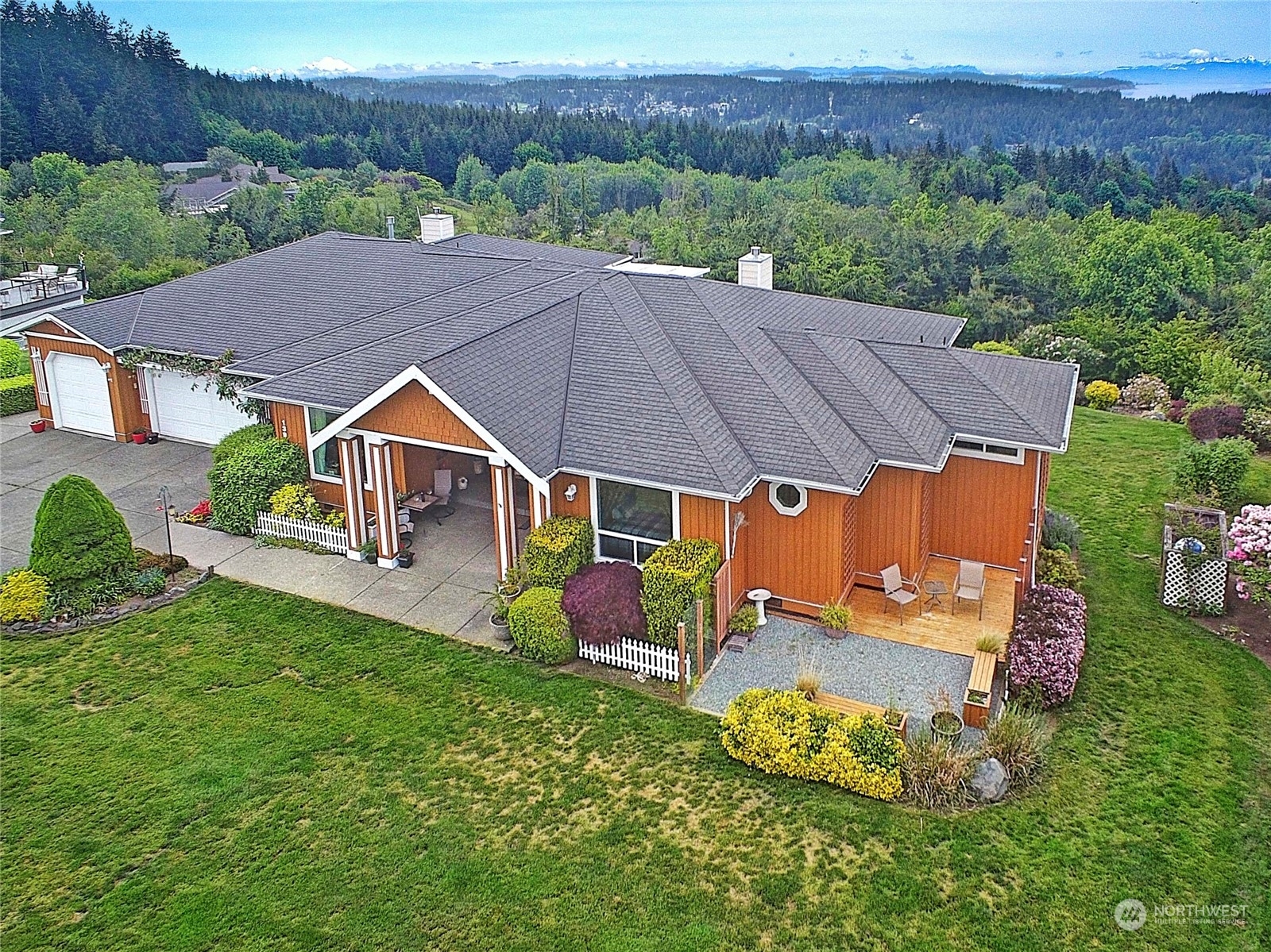 Property Photo:  139 Glacier Peak Drive  WA 98282 