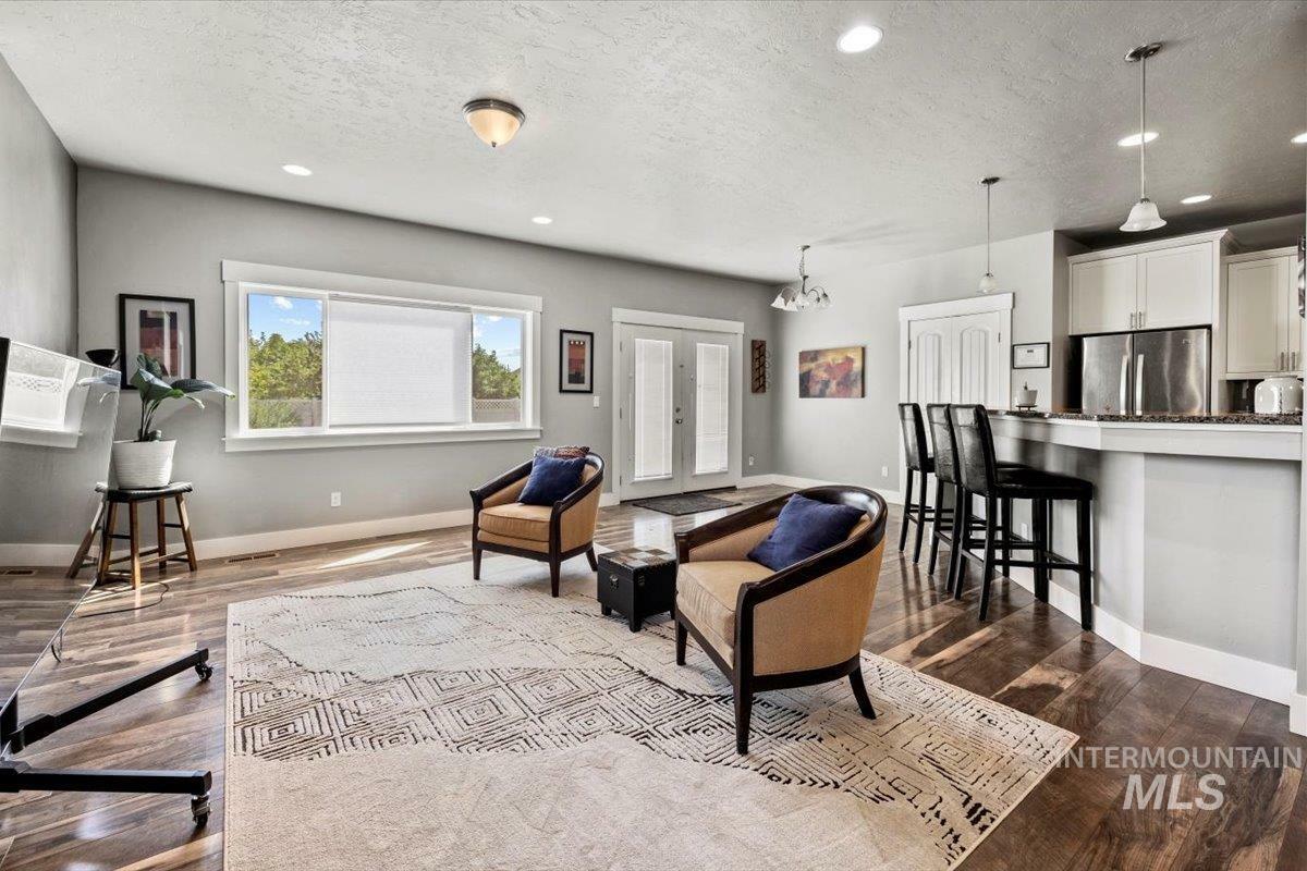 Property Photo: 3067 W San Remo St ID 83646