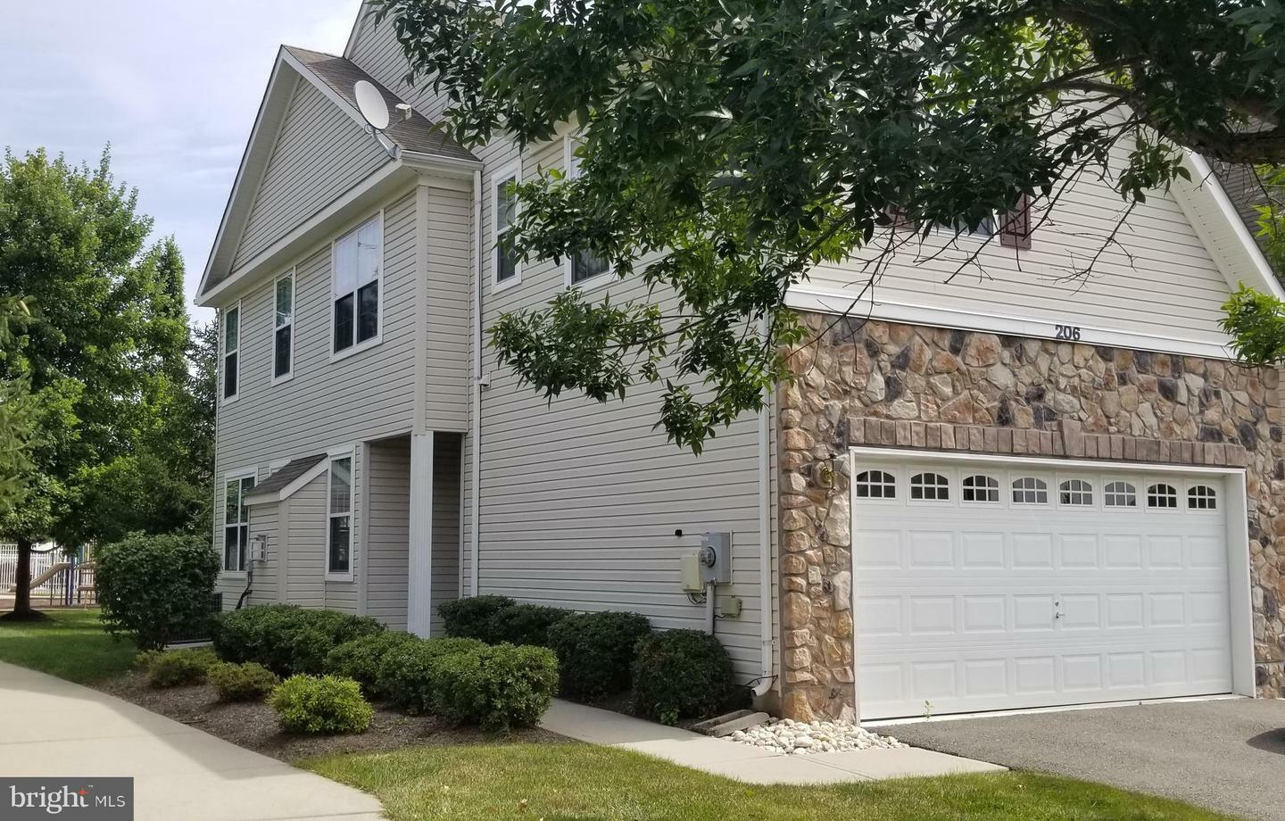 Property Photo: 206 Concord Place NJ 08534