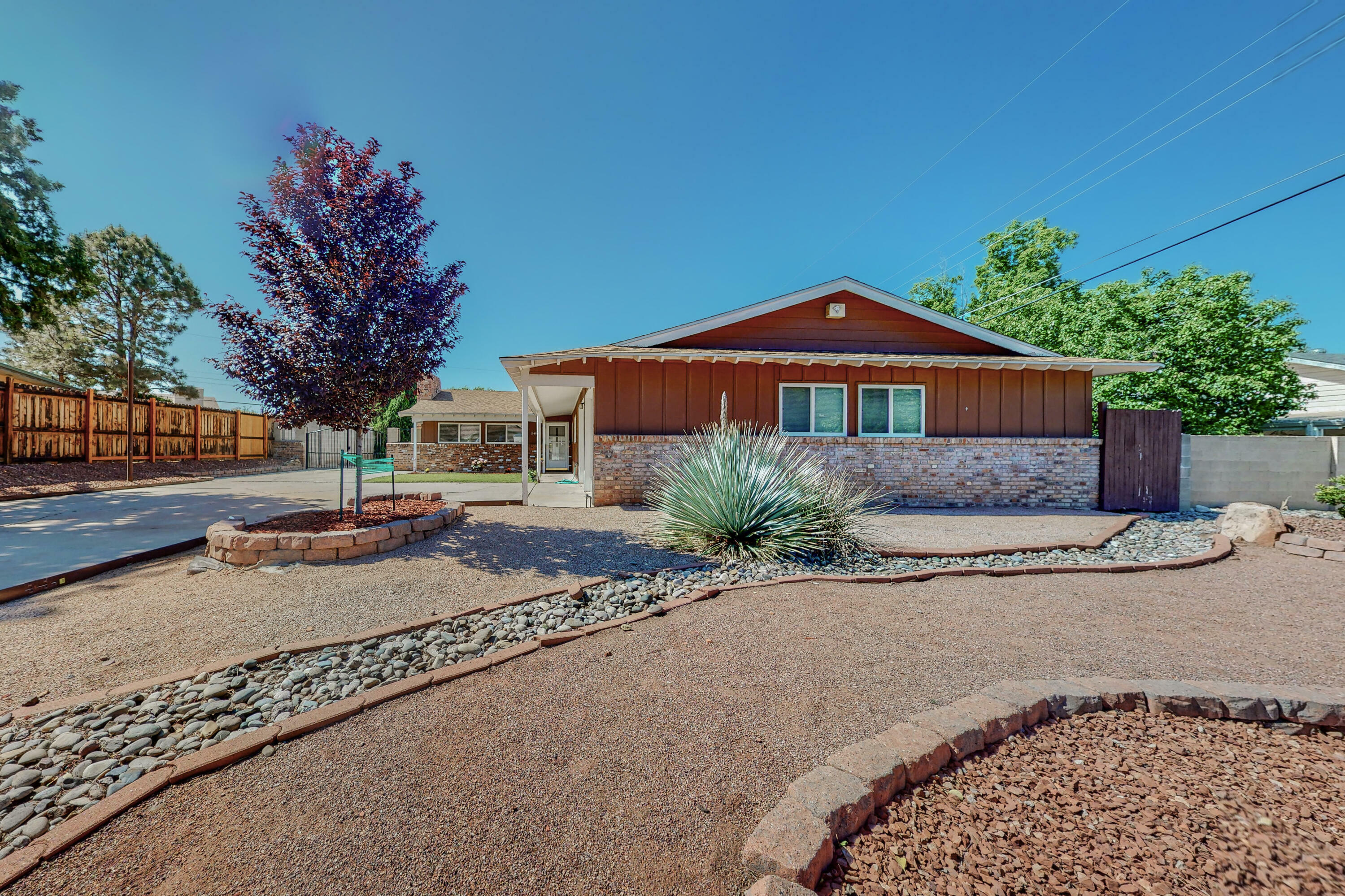 10408 San Gabriel Street NE  Albuquerque NM 87111 photo