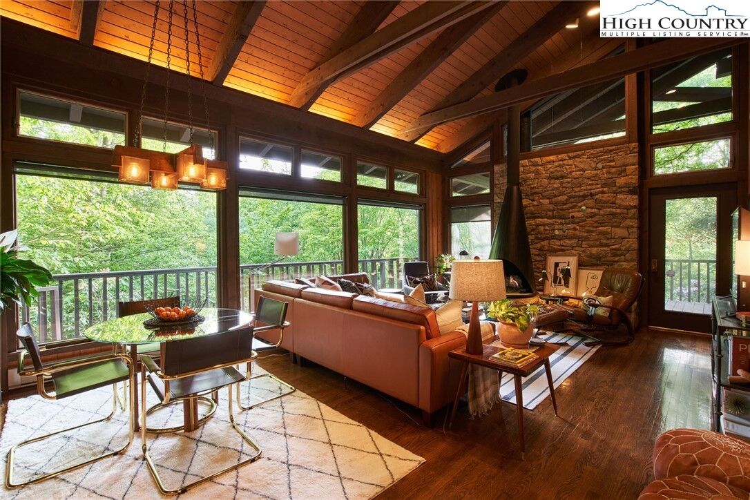 Property Photo: 676 Schaffer Road NC 28607