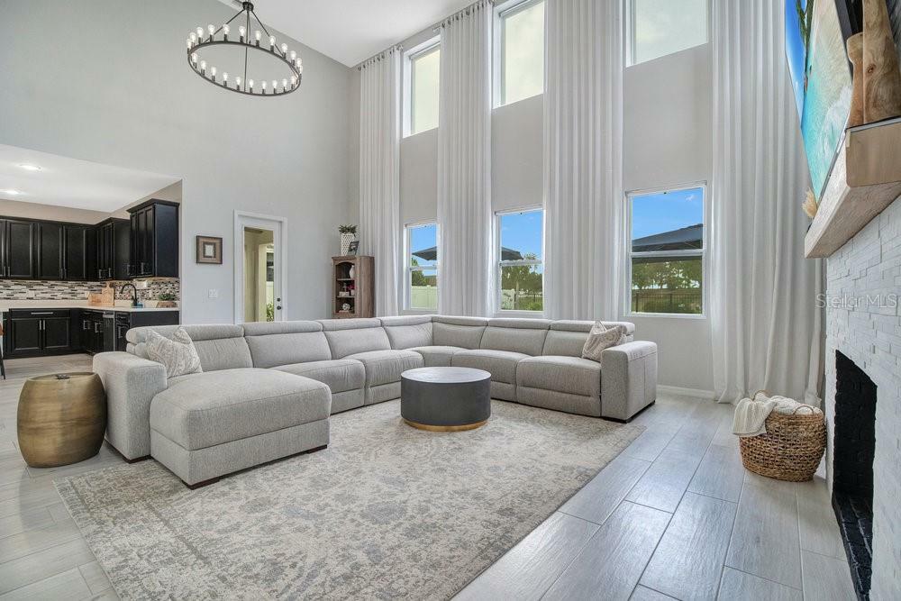 Property Photo: 6136 Hamlin Reserve Boulevard FL 34787
