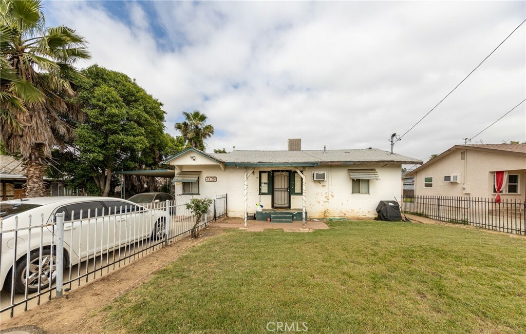 Property Photo:  1061 Beaumont Avenue  CA 92223 