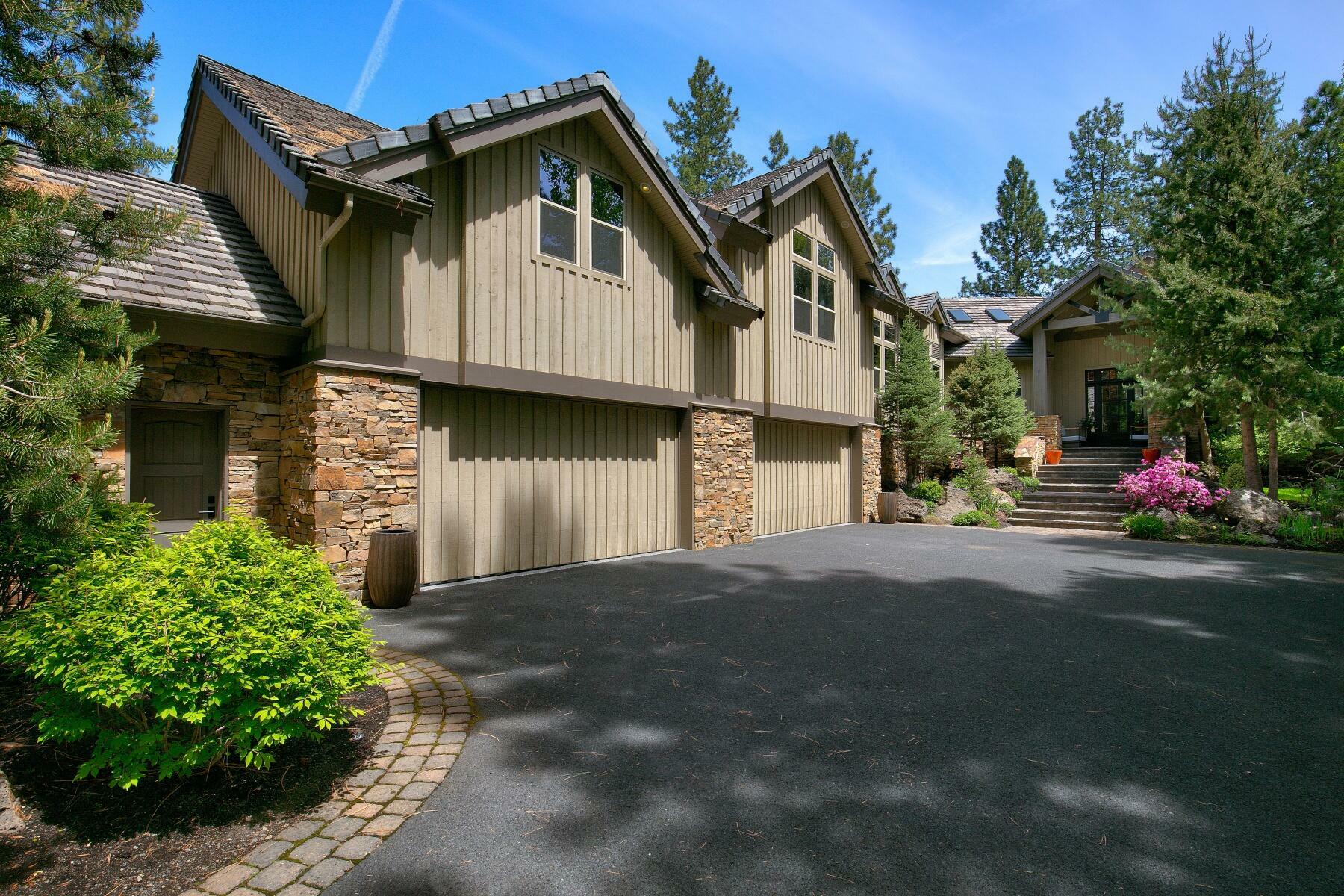 Property Photo: 61727 Tam McArthur Loop OR 97702