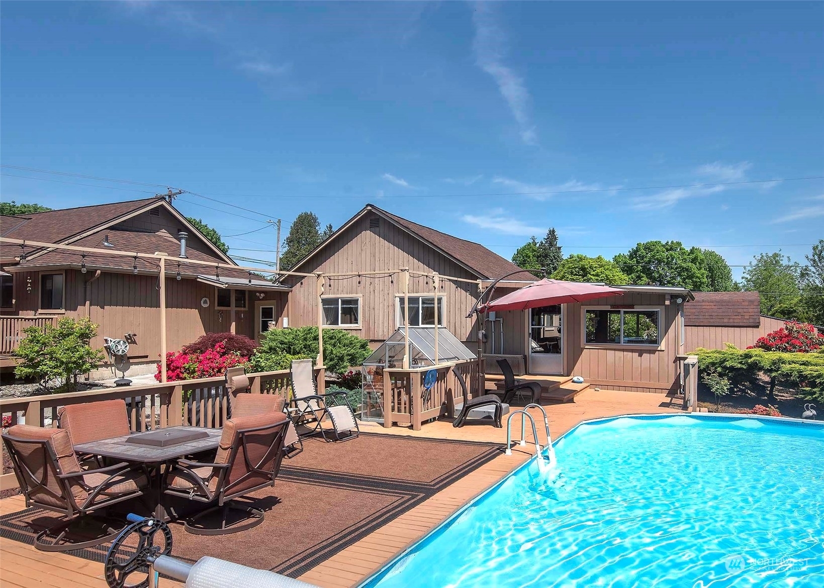 Property Photo: 15603 Broadway Avenue WA 98296