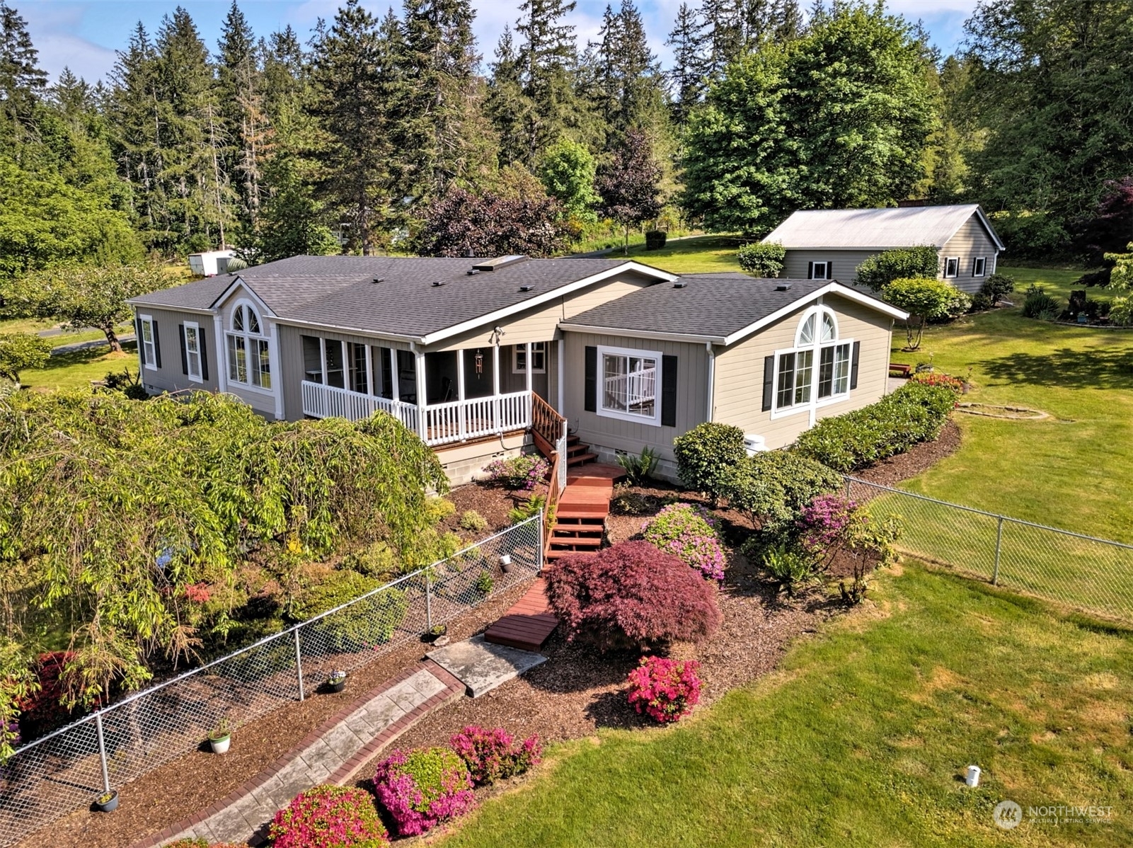 Property Photo:  221 SE Mallard Beach Lane  WA 98584 