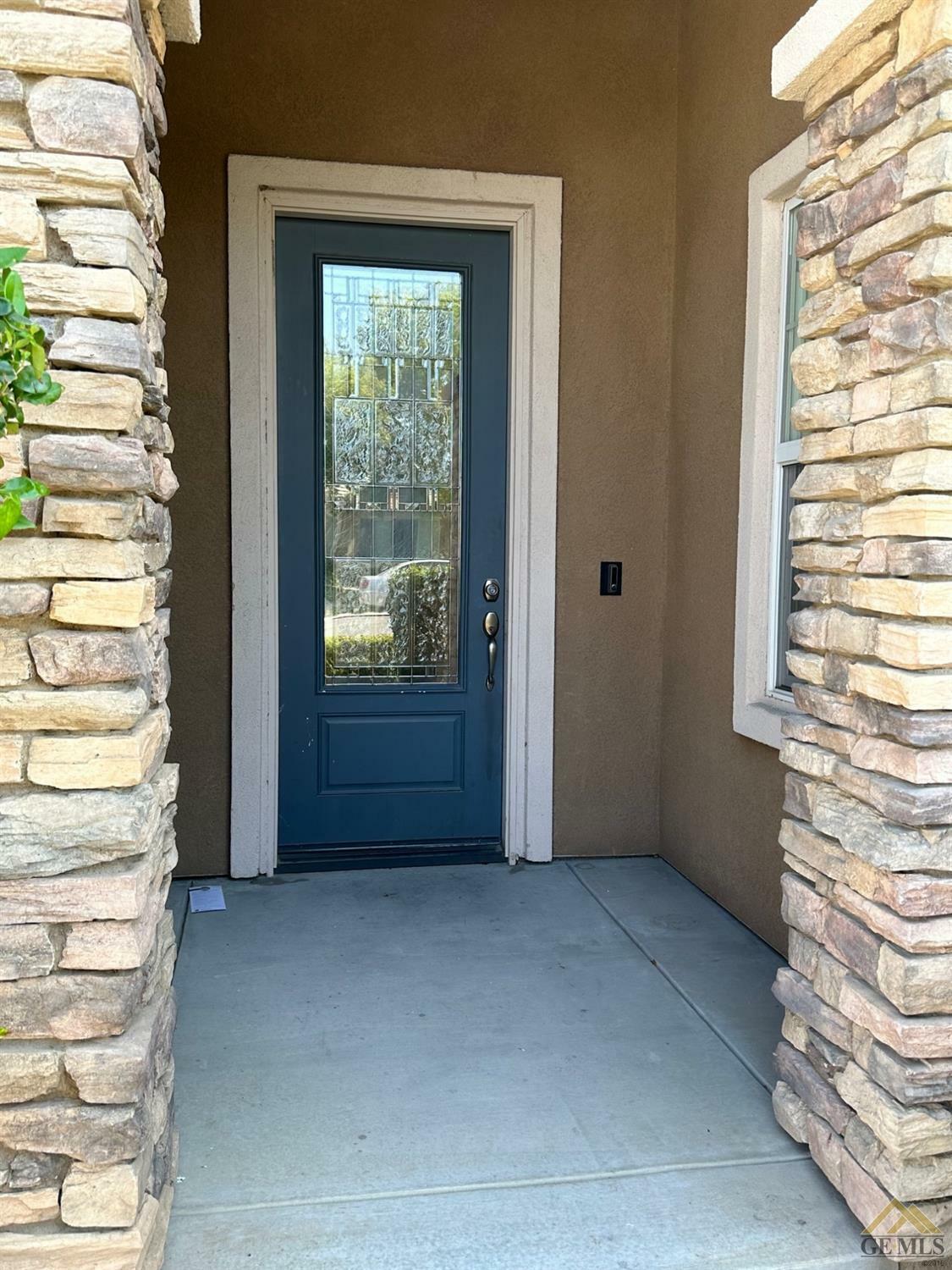 Property Photo: 9907 Mulligan Court CA 93311